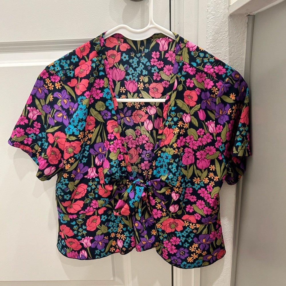 Tie front floral shirt